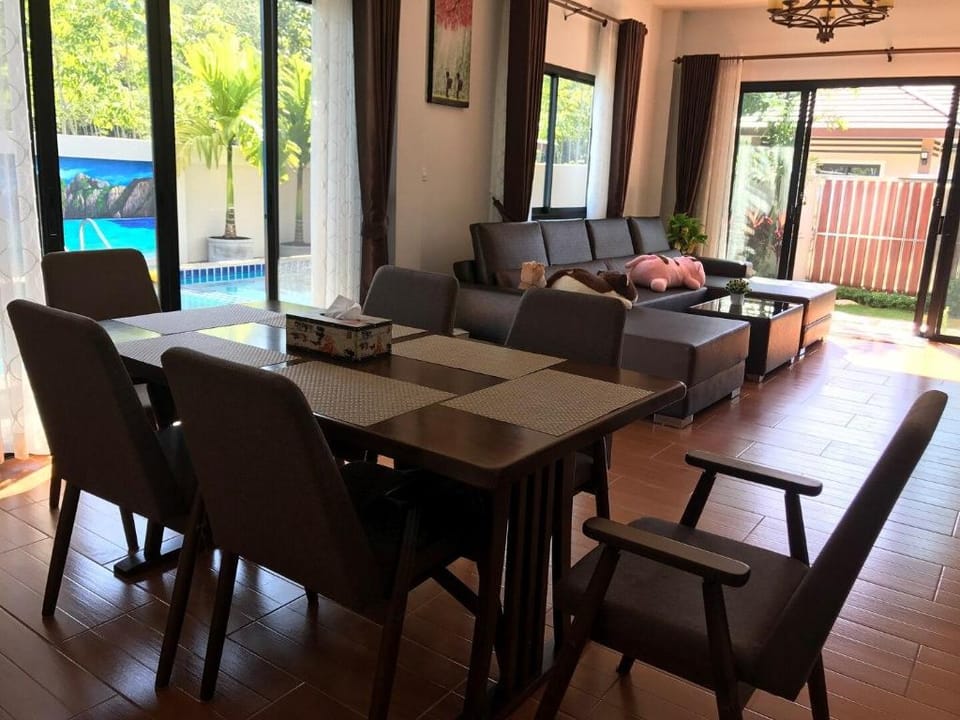 Ben's Pool Villa Aonang (Baan Techin) Villa in Krabi Changwat