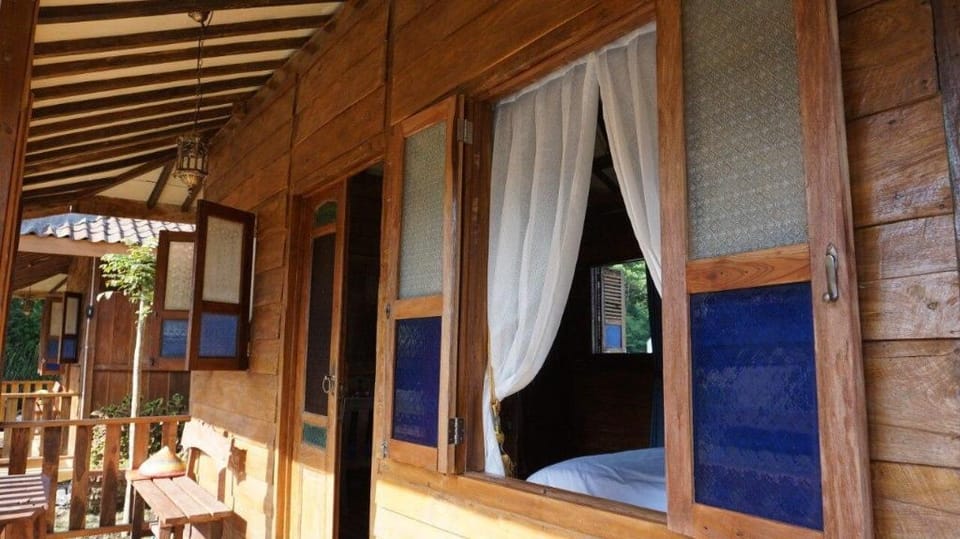 Le Desa Resort - A traditional house Vacation rental in Indonesia