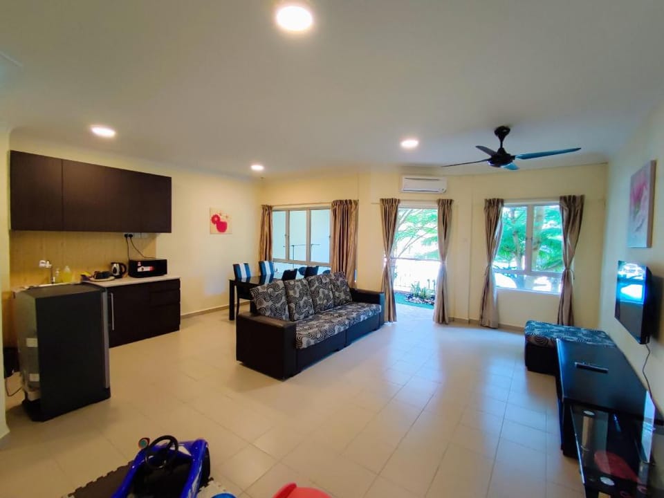 Le'Coco Homestay @ Tiara Desaru Residence Apartment in Johor