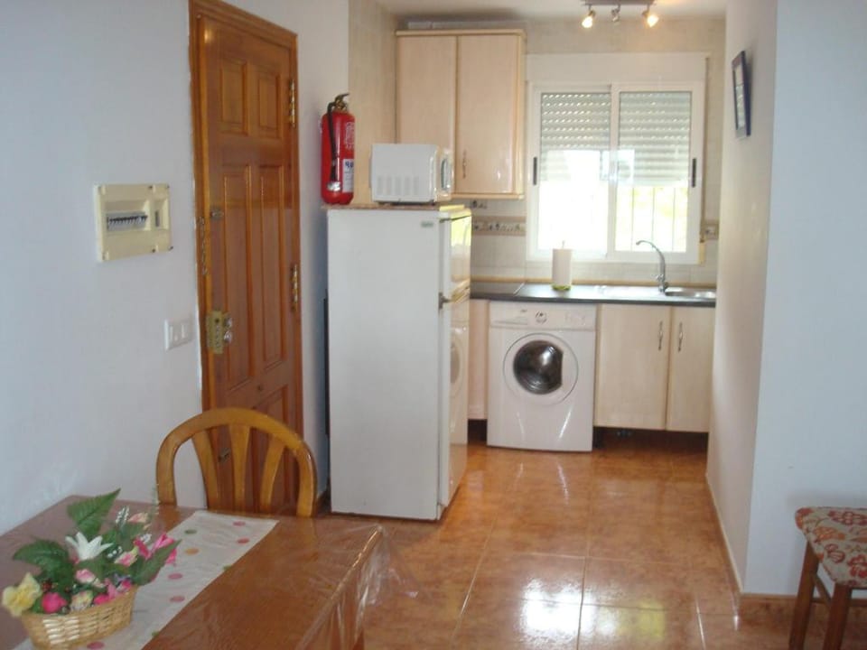 Impressive apartment in ground floor with terrace of 2 rooms, A A and pool 4 Vacation rental in Andalusia