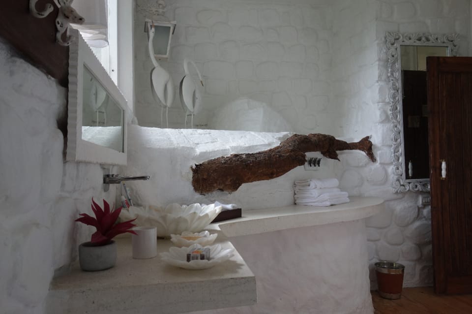 Syat House - By the River, with forested mountains Vacation rental in Uttarakhand