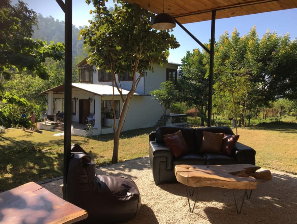 Syat House - By the River, with forested mountains Vacation rental in Uttarakhand