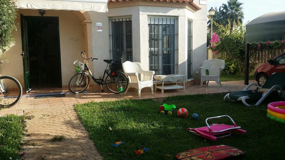 La Pavona 11 - in the first line of the beach Vacation rental in Chipiona