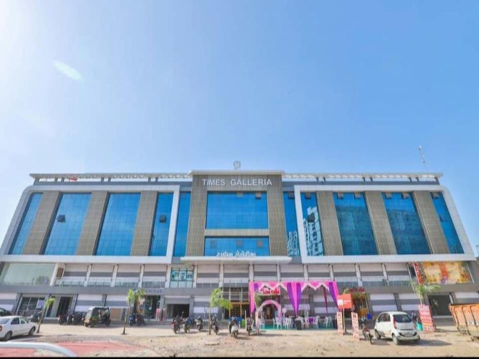 Hotel Blue Orchid Apartment in Gujarat