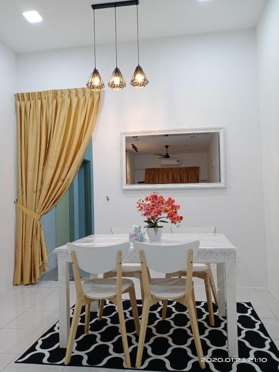 ZARA Homestay Jerantut Vacation rental in Terengganu, Malaysia