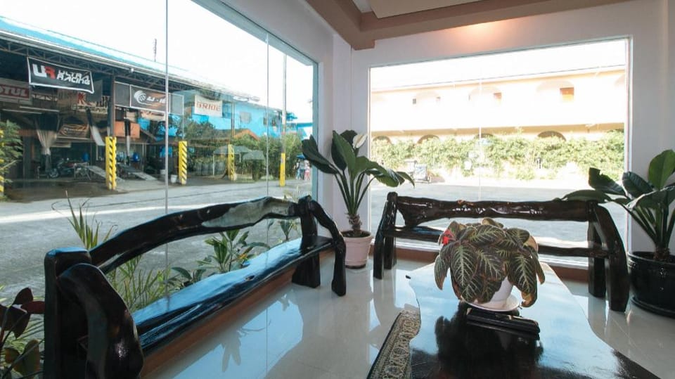 RedDoorz Plus near Municipality of Luisiana Laguna Hotel in Calabarzon
