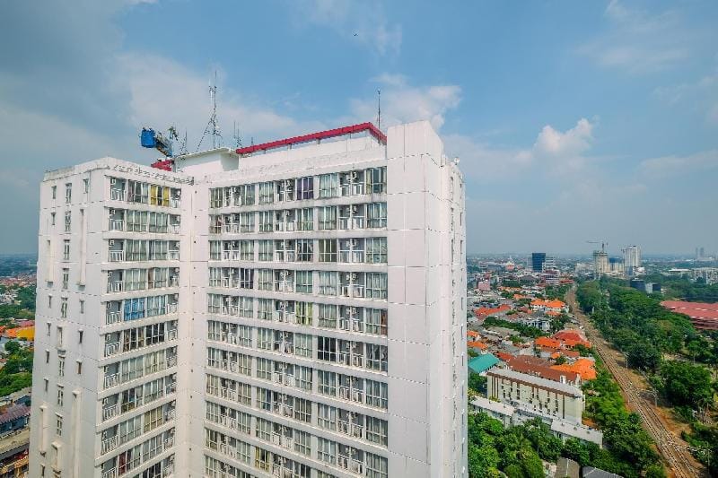 Modern Studio at Taman Melati near UI By Travelio Apartment in South Jakarta City
