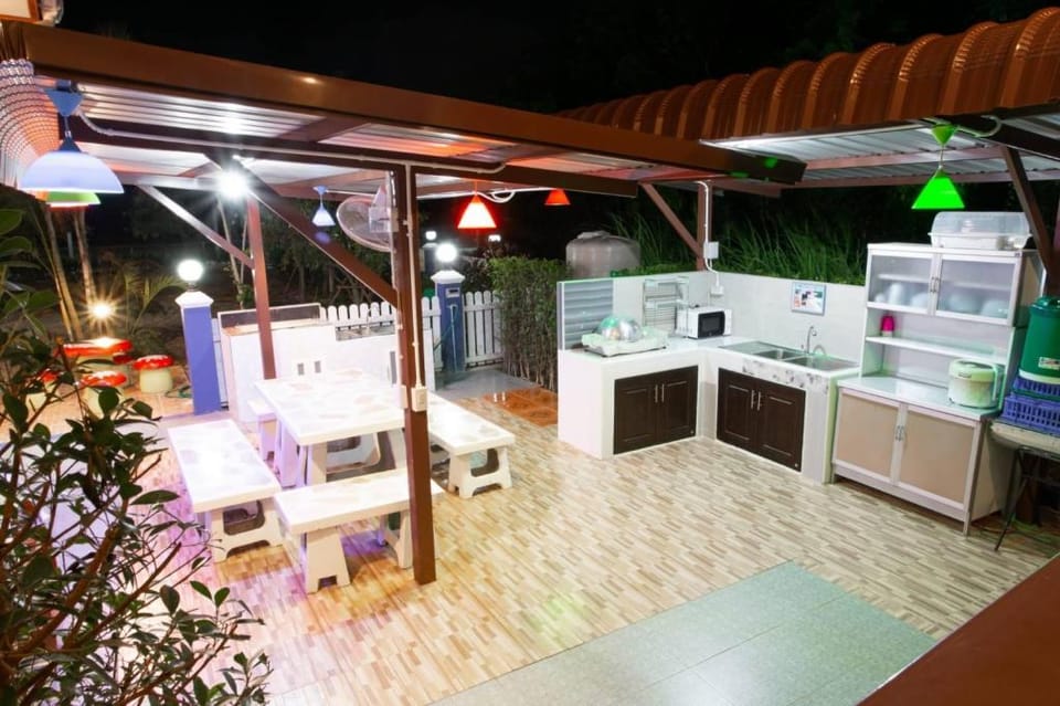 Sukjai PoolVila Rayong สุขใจพูลวิลล่าระยอง Villa in Chon Buri Changwat