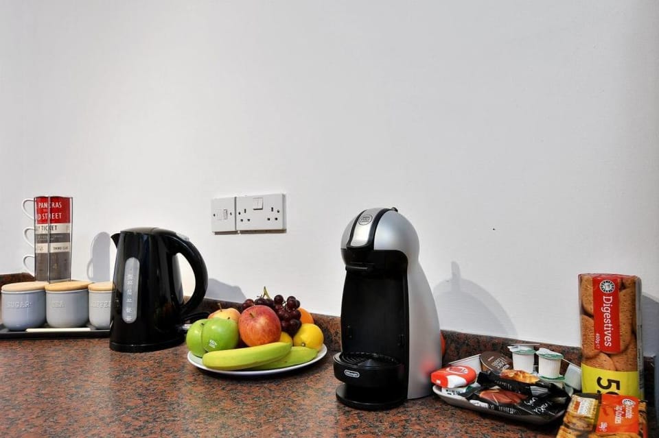 Xclusive Living Stay in City Centre, Kings Court Apartment in Birmingham