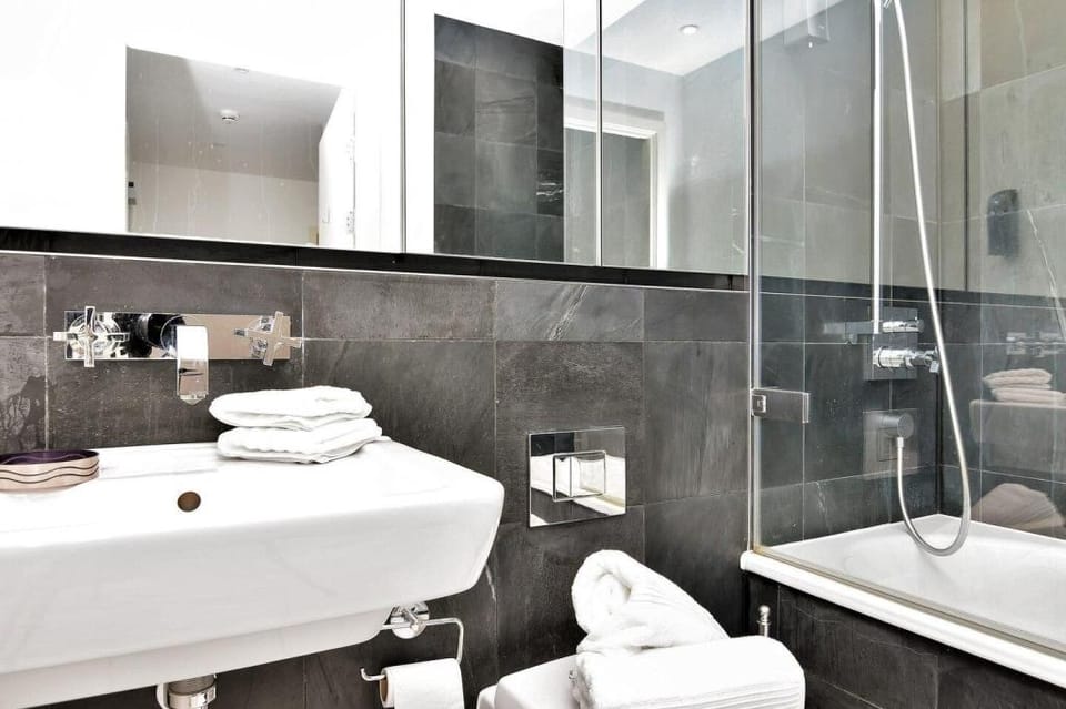 Xclusive Living Stay in City Centre, The Cube Apartment in Birmingham