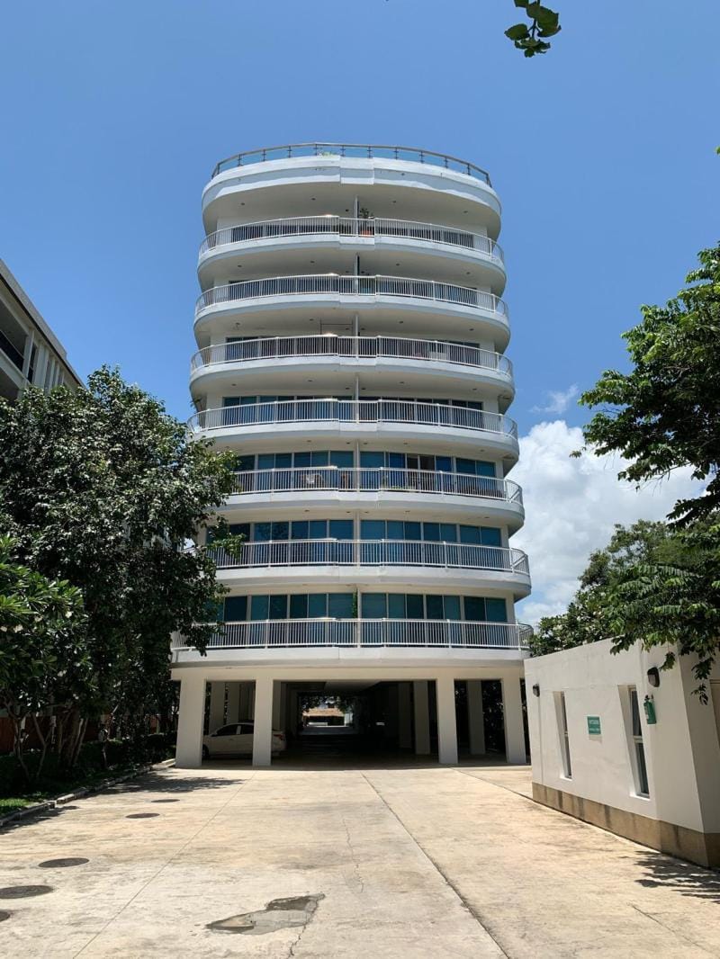 Beachfront Condominium 1 BR @ Baan Suan Rim Sai 8E Apartment in Nong Kae