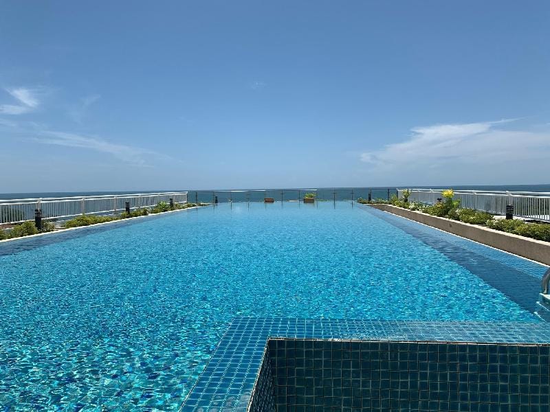 Beachfront Condominium 1 BR @ Baan Suan Rim Sai 8E Apartment in Nong Kae