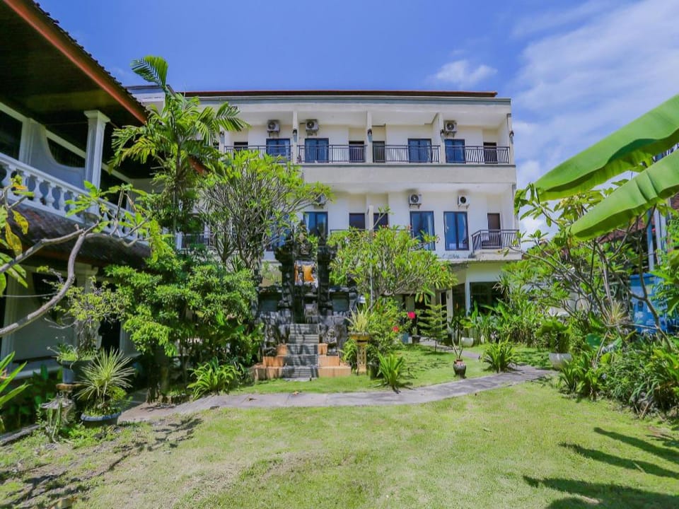 Hotel O Ari Beach Inn Hotel in Kuta