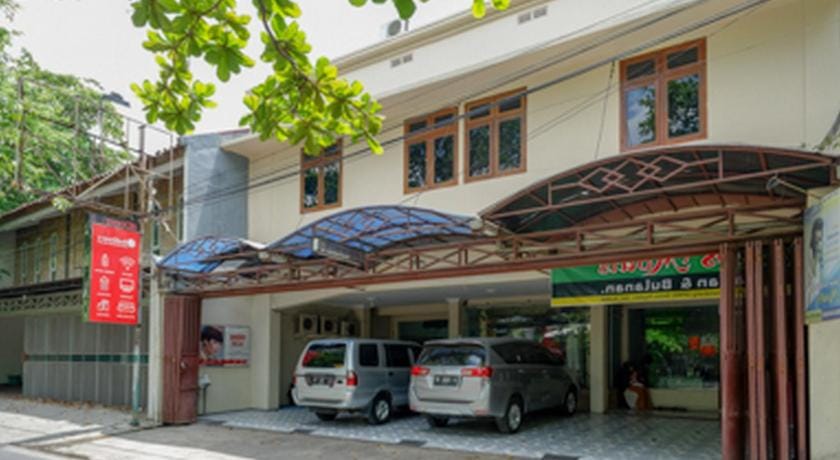 RedDoorz near RSUD Kudus Hotel in Indonesia