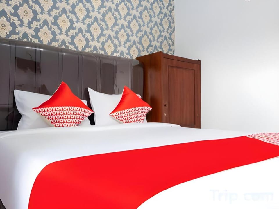 SPOT ON 3961 Fico's Residence Syariah Hotel in Jakarta