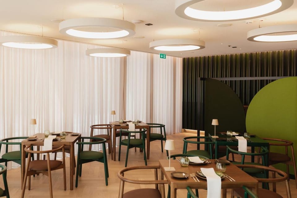 Lumen Hotel & The Lisbon Light Show Hotel in Lisbon