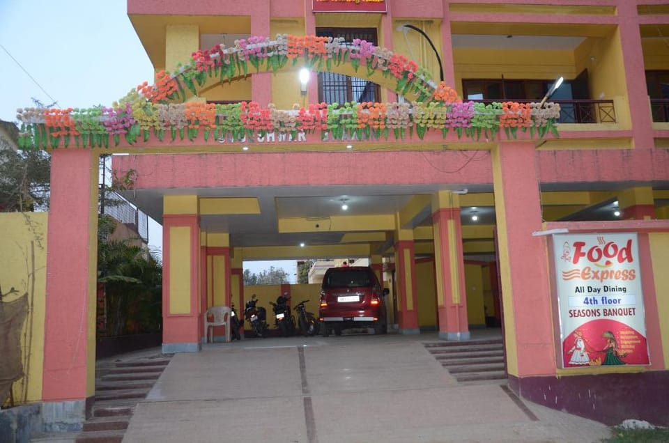 Matri Hotel and banquets Hotel in India