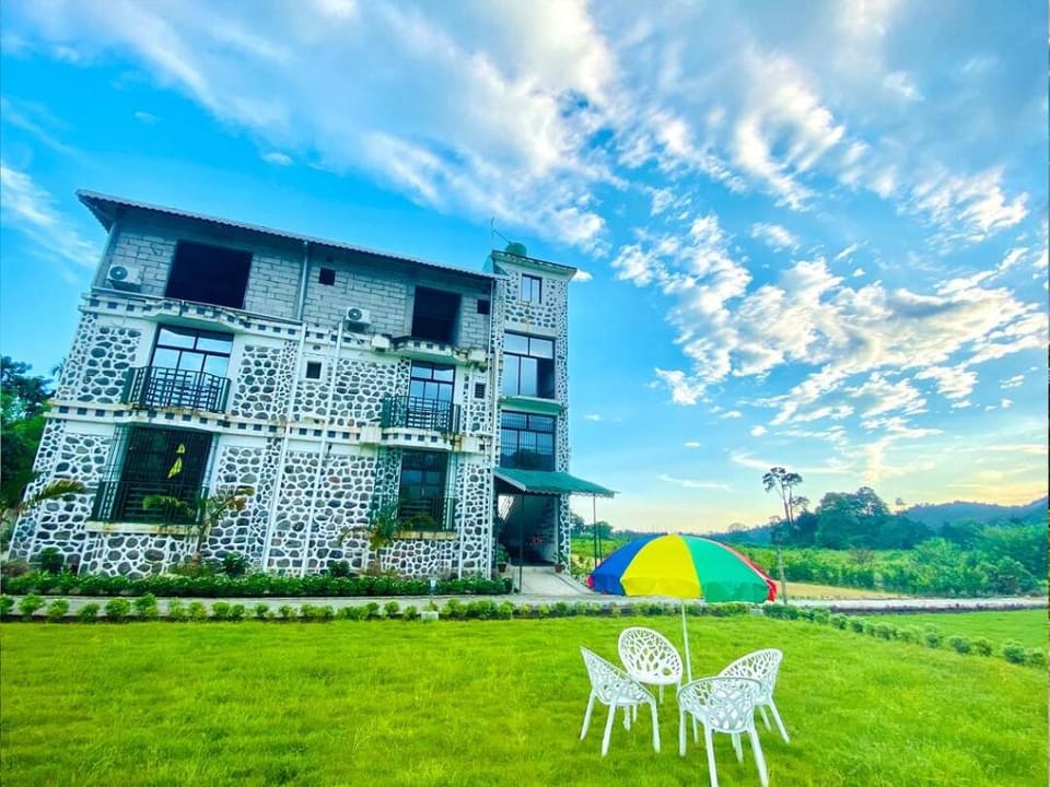 Turibari Leisure Point Hotel in West Bengal