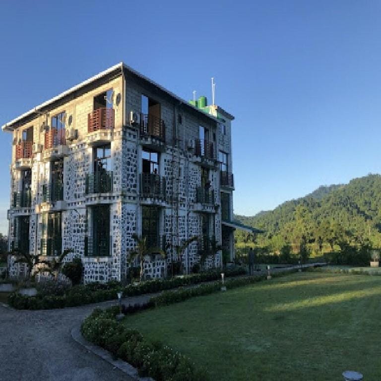 Turibari Leisure Point Hotel in West Bengal
