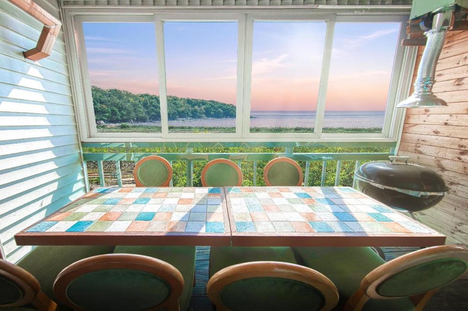 Ganghwa Ara Pension Bed and Breakfast in Gyeonggi-do