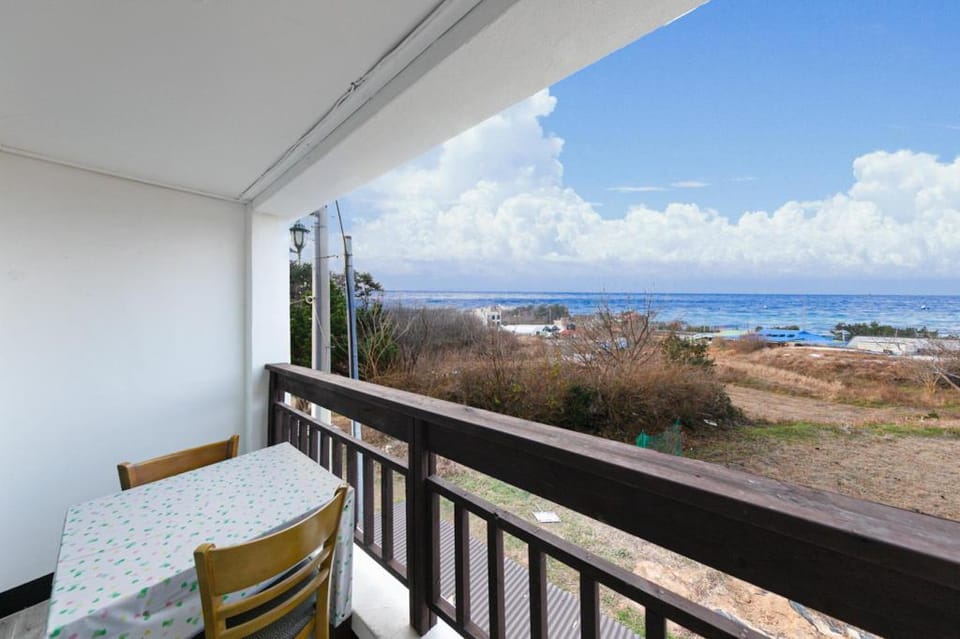 Gangneung Undukmaru Pension Bed and Breakfast in South Korea