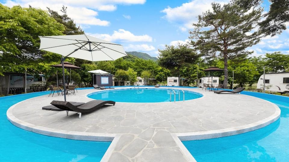 Gapeyong Donghwa Caravan Campground/ 
RV Resort in Gyeonggi-do