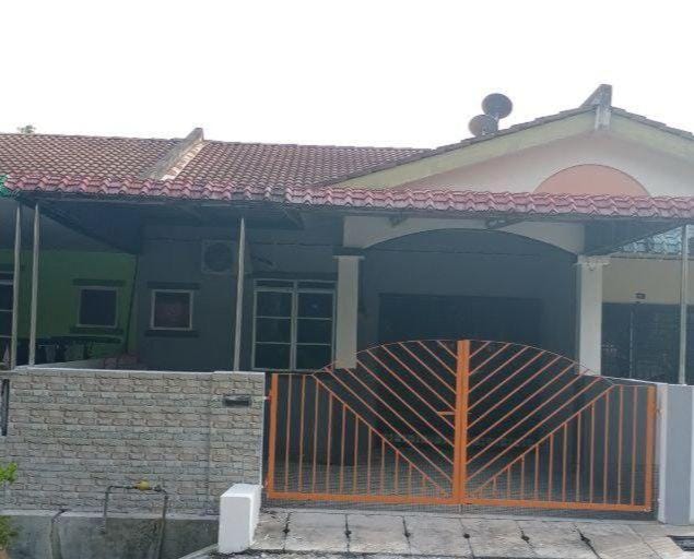 Homestay Musafir  Vacation rental in Perak