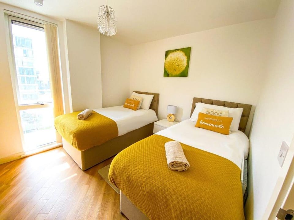 Dakota Apartment #41 - City Centre - Free Parking Apartment in Milton Keynes