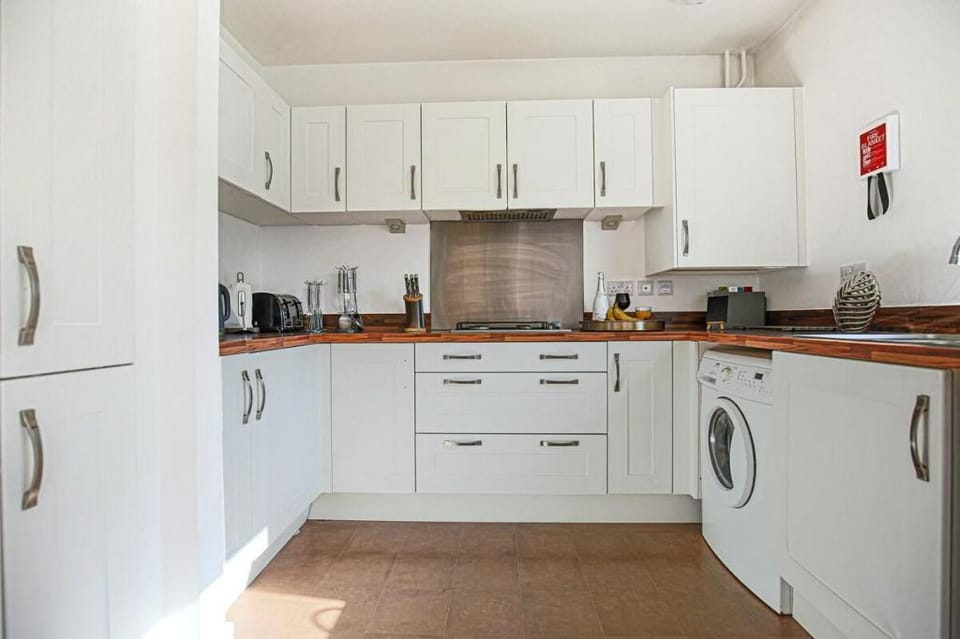 Knights House by Yoko Property Vacation rental in Aylesbury Vale