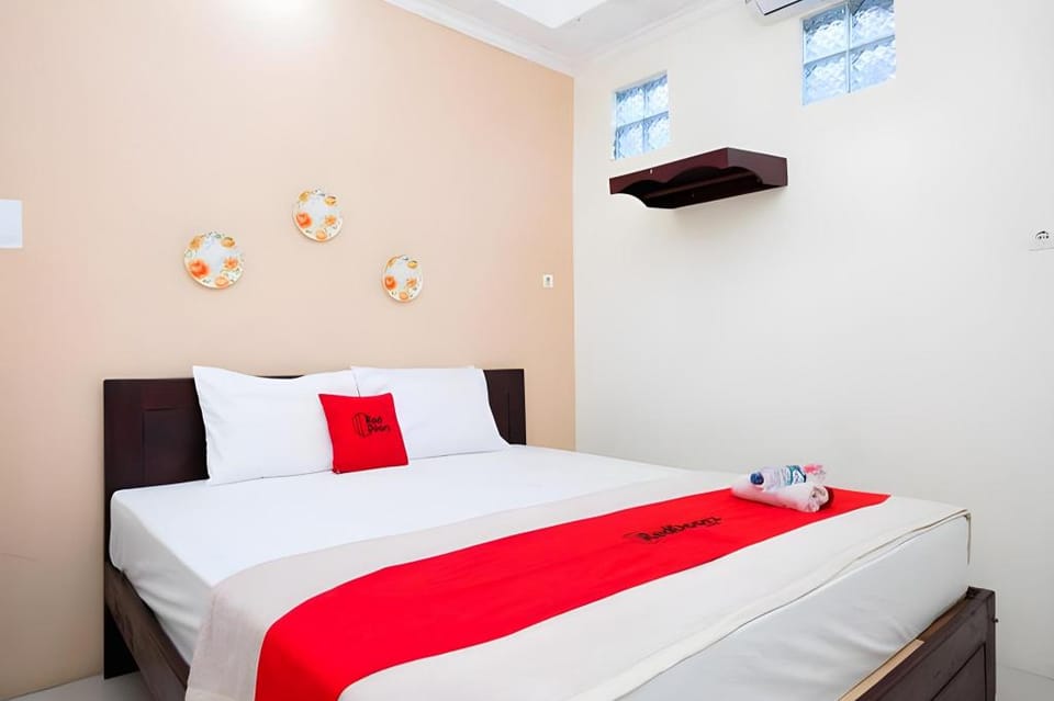 Reddoorz Syariah near Solo Square Mall Hotel in Special Region of Yogyakarta