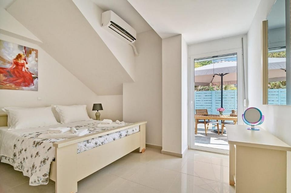 Best Family Friendly Villa near Lake Kournas Villa in Crete