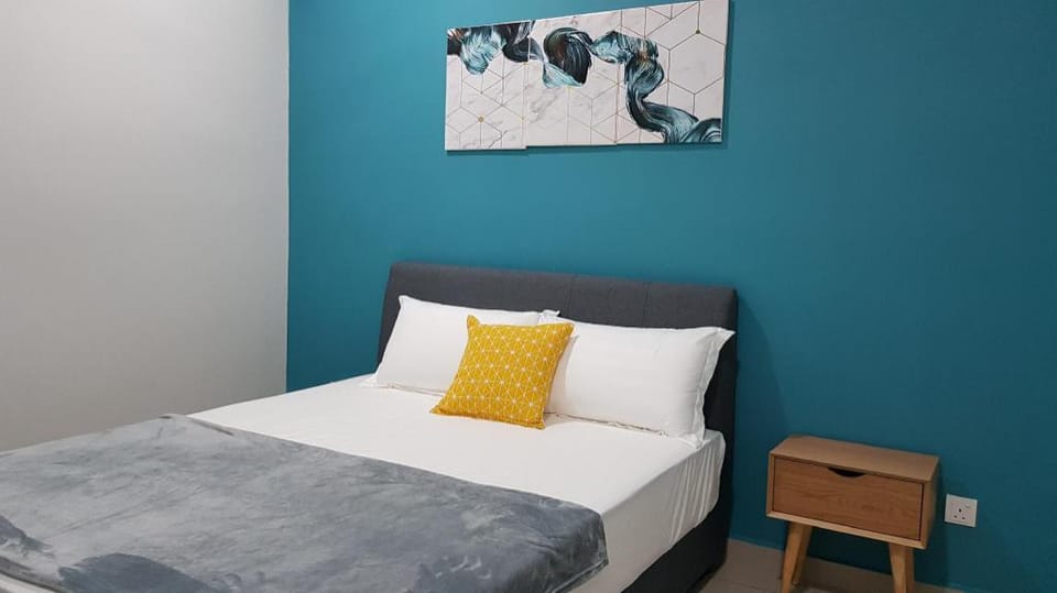 LUMUT Homestay@the VENUS - Spacious|3BDR|JetiLumut Vacation rental in Perak