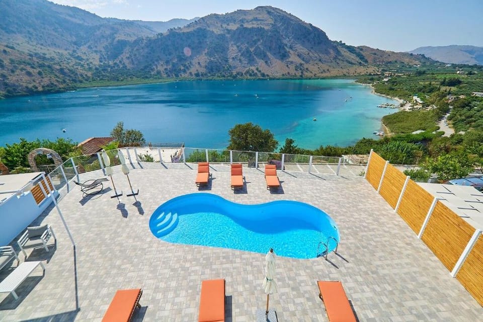 Gorgeous Lake Kournas Villa★Brand New Private Pool Villa in Crete