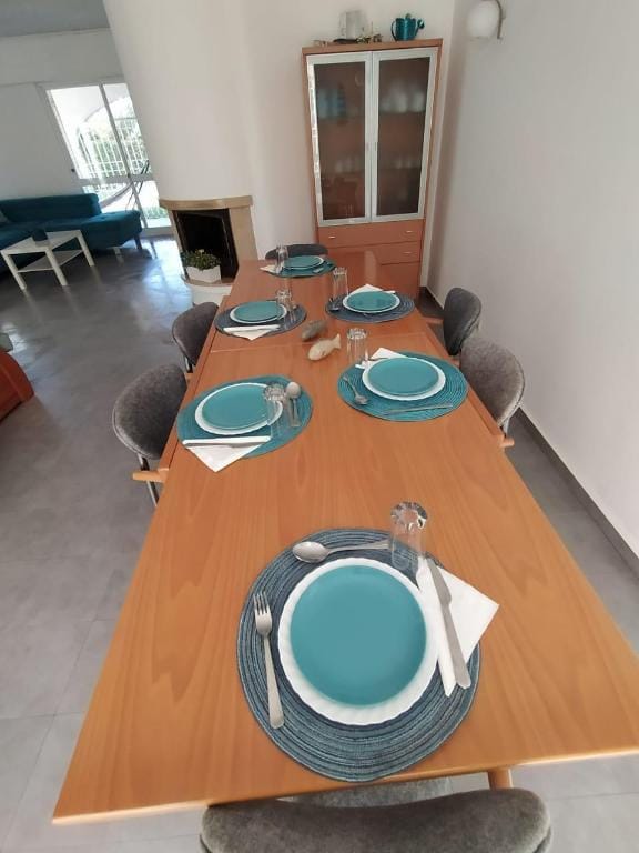 VIVENDA ACONCHEGANTE EM ALDEAMENTO PRIVADO  Vacation rental in Quarteira
