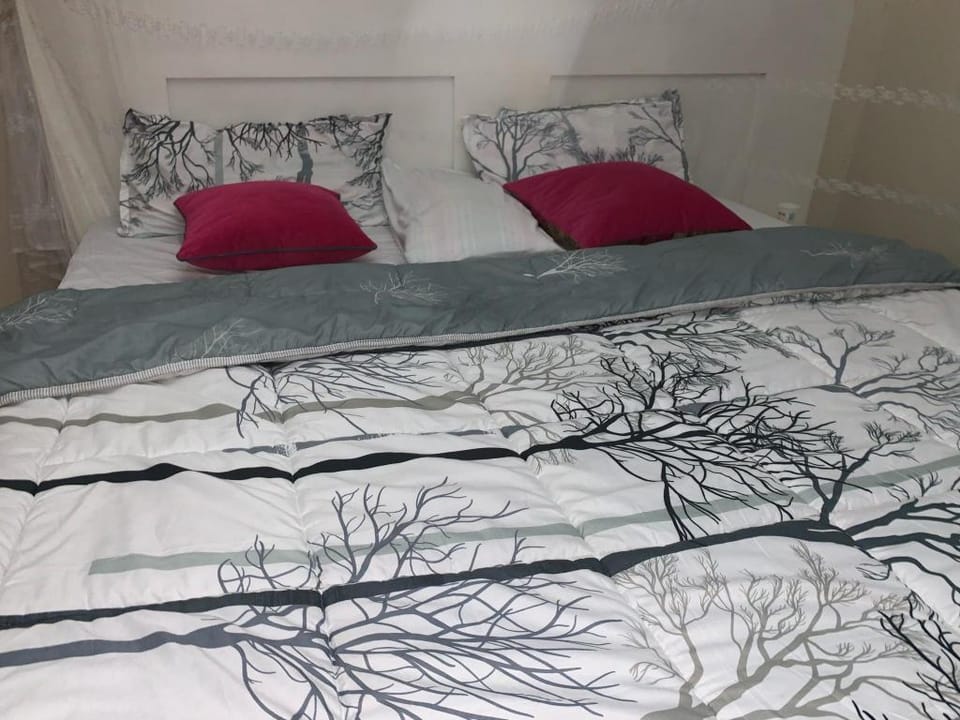 Faultfree Safari Motel Vacation rental in Uganda
