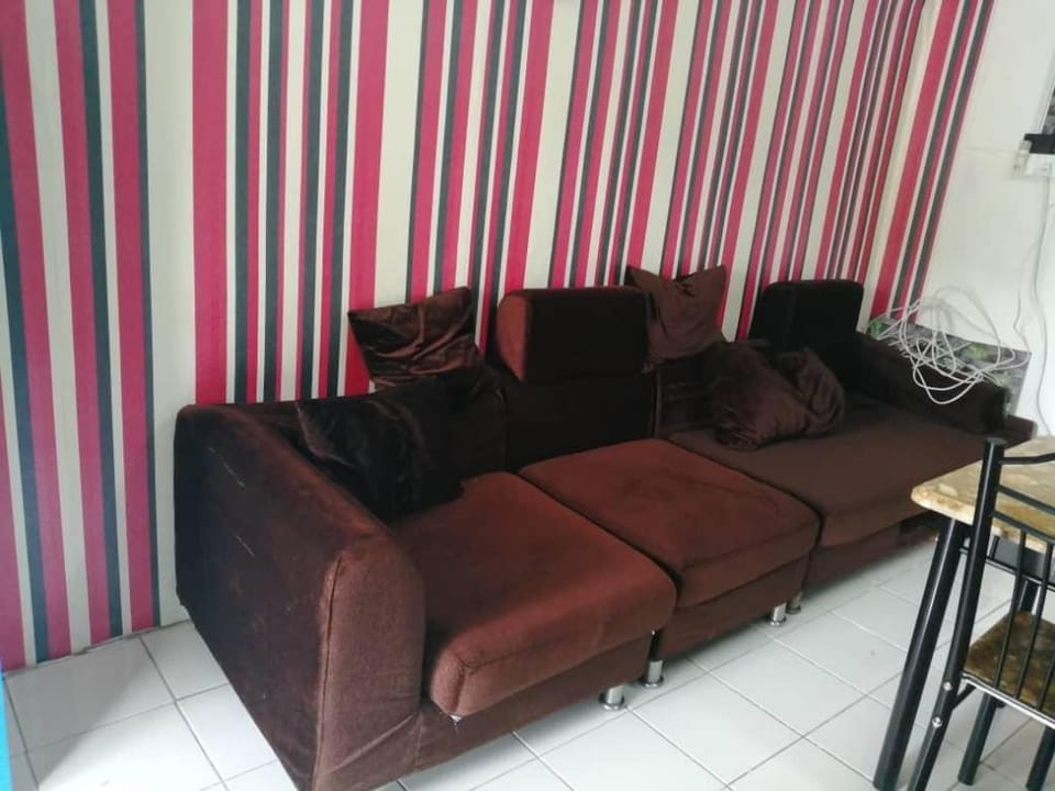 Haji Ineng Homestay  Vacation rental in Kuching