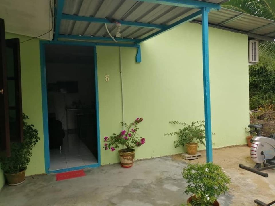 Haji Ineng Homestay  Vacation rental in Kuching