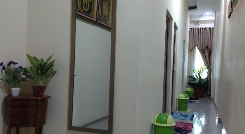 D&D Guest House & Cafe Syariah Hotel in Indonesia