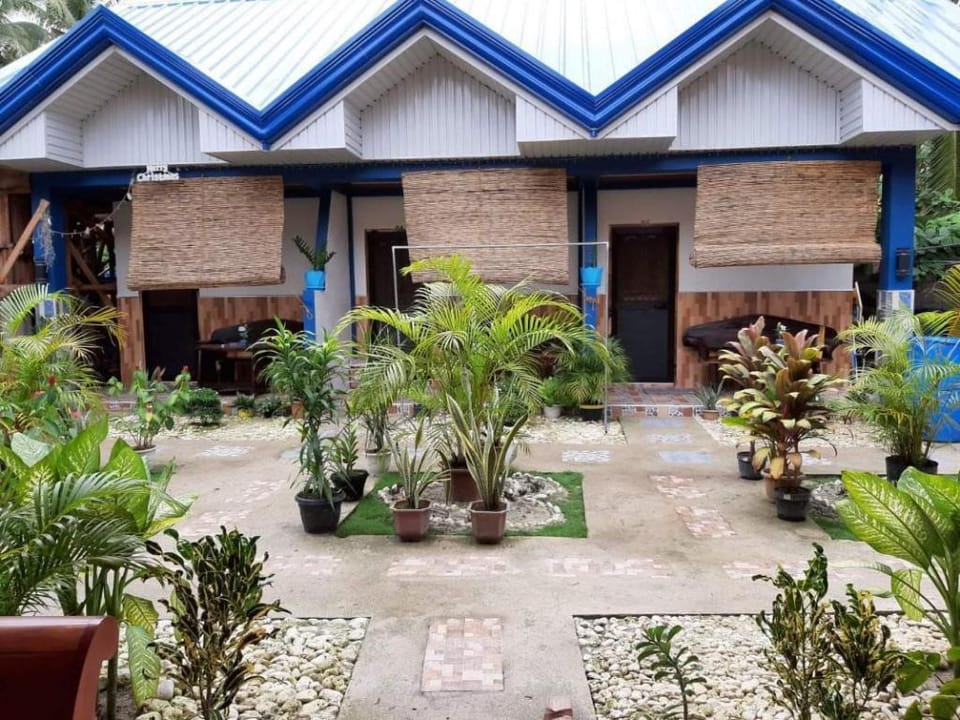 Homestay Republic Vacation rental in General Luna