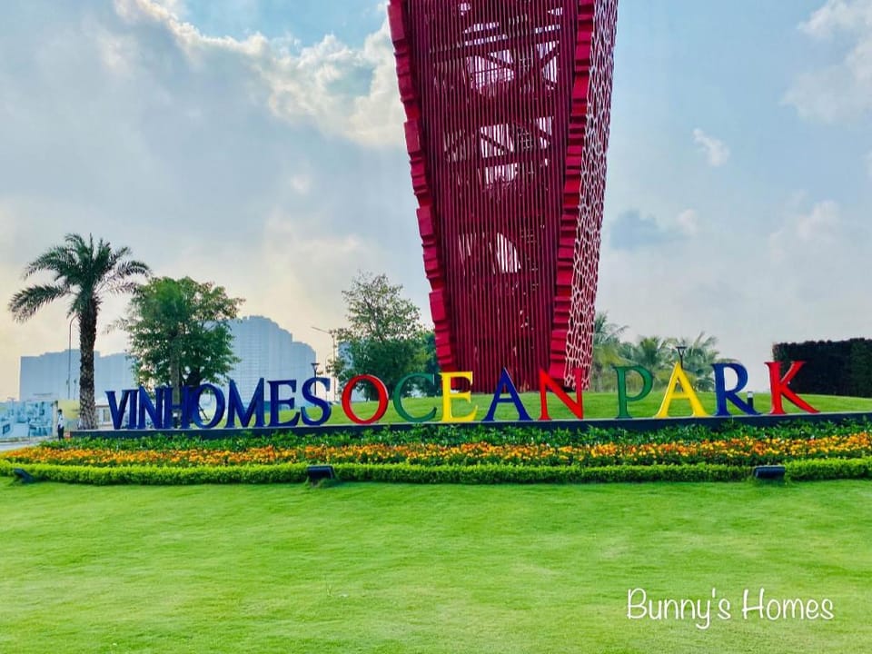 Bunny’s Homes@The Bear@Vinhomes Ocean Park Apartment in Laos