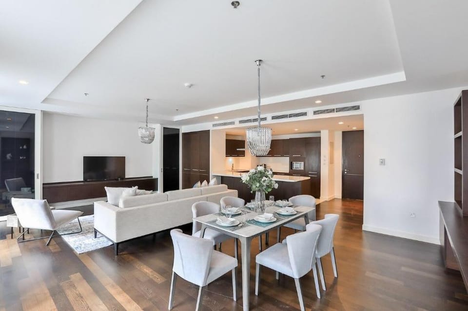 Great Facilities, Luxury 1 BR Limestone House DIFC Apartment in Dubai