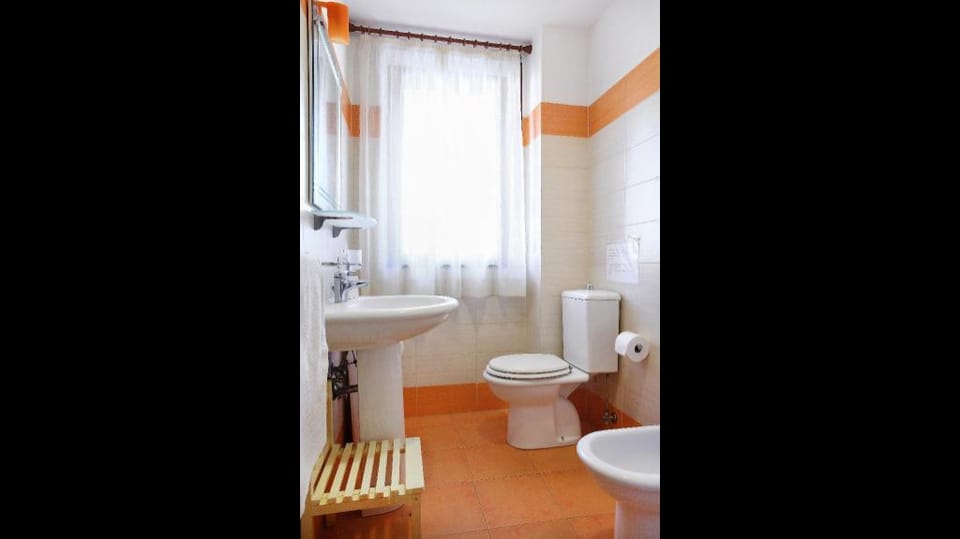 Adriana casa vacanze house 11 people Apartment in Sicily