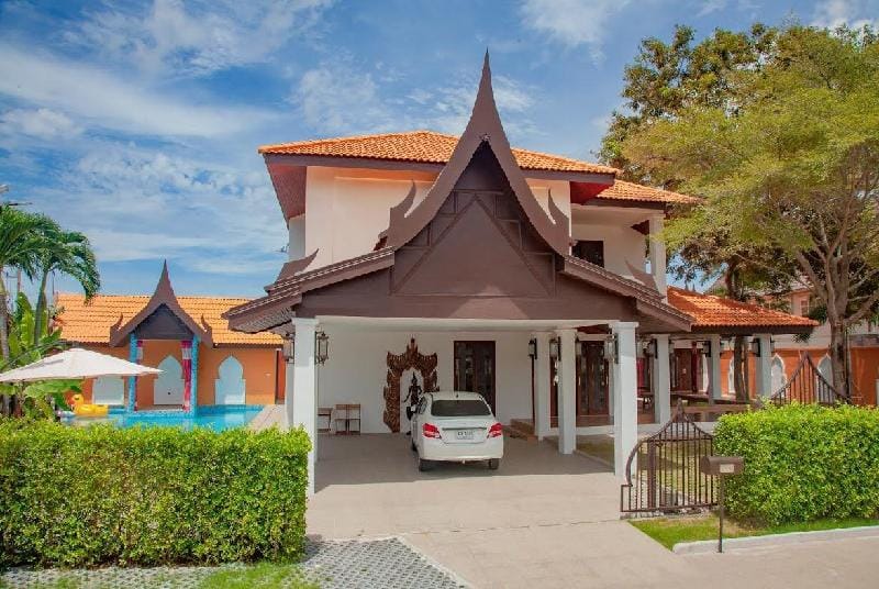 Pattaya vip pool village house P01 Villa in Pattaya City