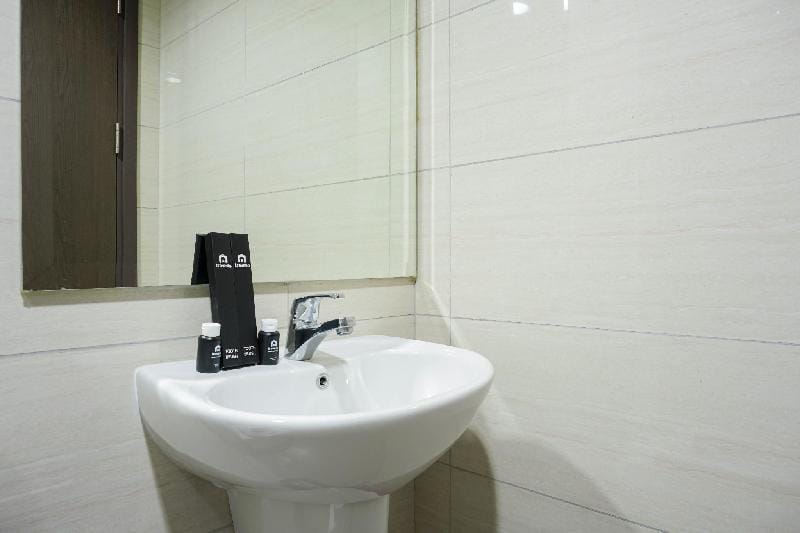 Comfort 1BR Ciputra International Puri By Travelio Apartment in Jakarta