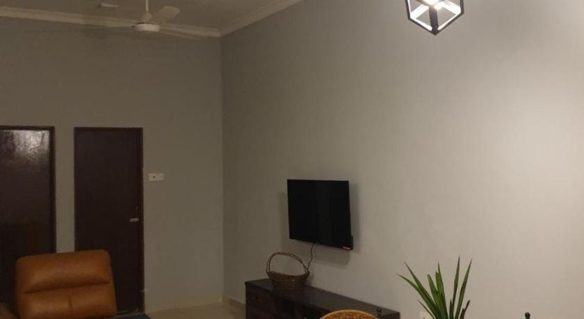 Meru Homestay for up to 8 people Vacation rental in Selangor, Malaysia