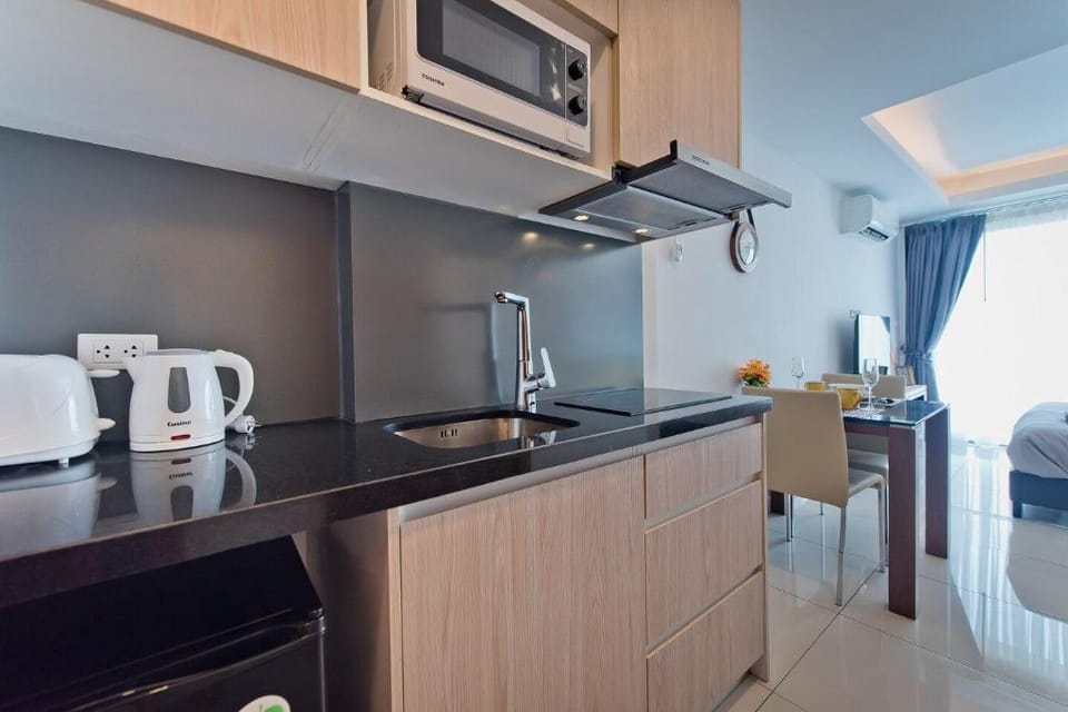 REFINED INTERIOR Studio in Laguna Beach Resort 2. Apartment in Pattaya City