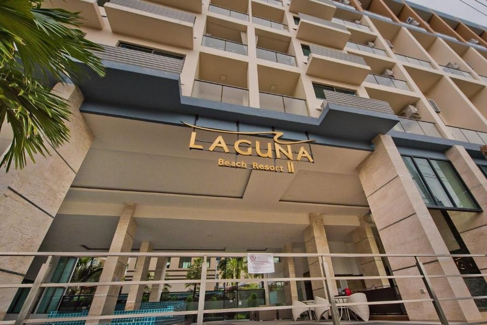 REFINED INTERIOR Studio in Laguna Beach Resort 2. Apartment in Pattaya City