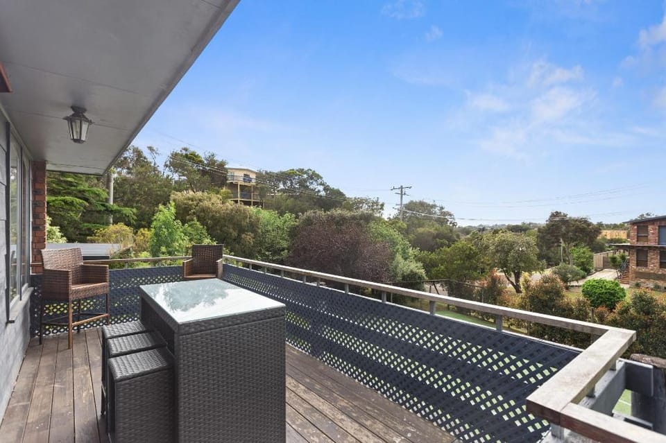 Haven at Rye - Beautiful Beach House Vacation rental in Melbourne