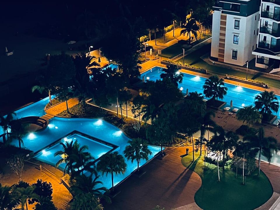 High Level Pool&Seaview@Timurbay-Wifi,Netflix Apartment in Terengganu, Malaysia