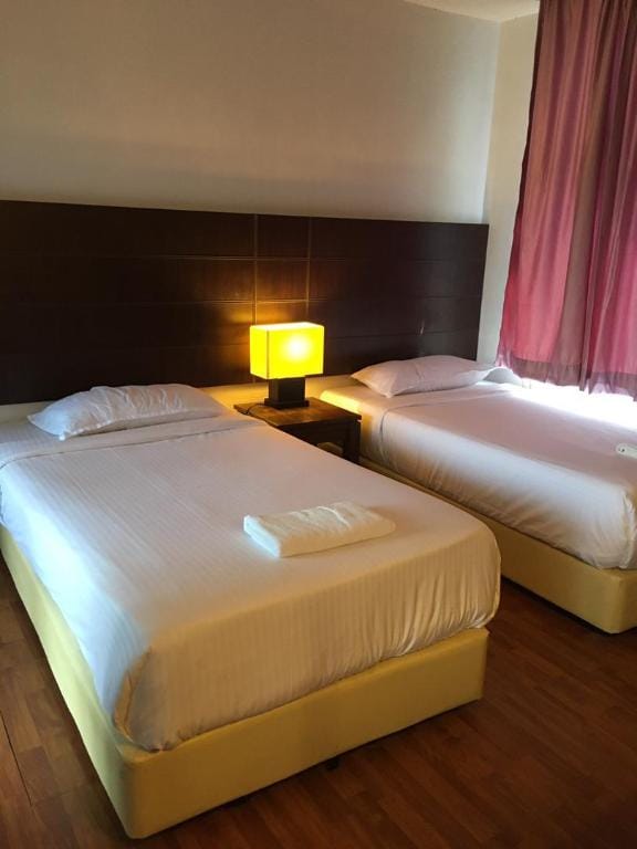 Samsuria Private Beach Front 3bedroom  Apartment in Terengganu, Malaysia